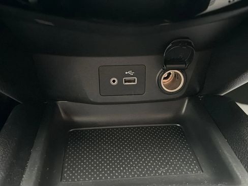 Used 2022 Nissan Rogue Sport SV image 23