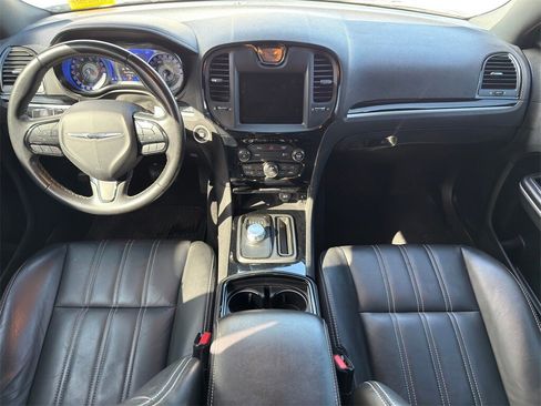 Used 2019 Chrysler 300 S image 25
