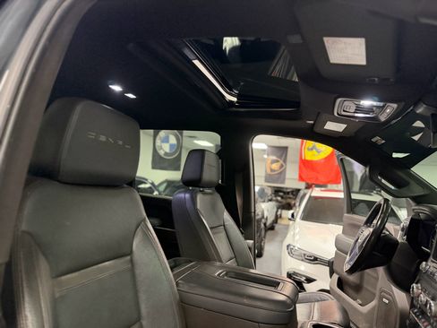 Used 2022 GMC Sierra 3500 Denali image 37