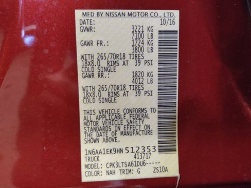 Used 2017 Nissan Titan SV RWD image 33