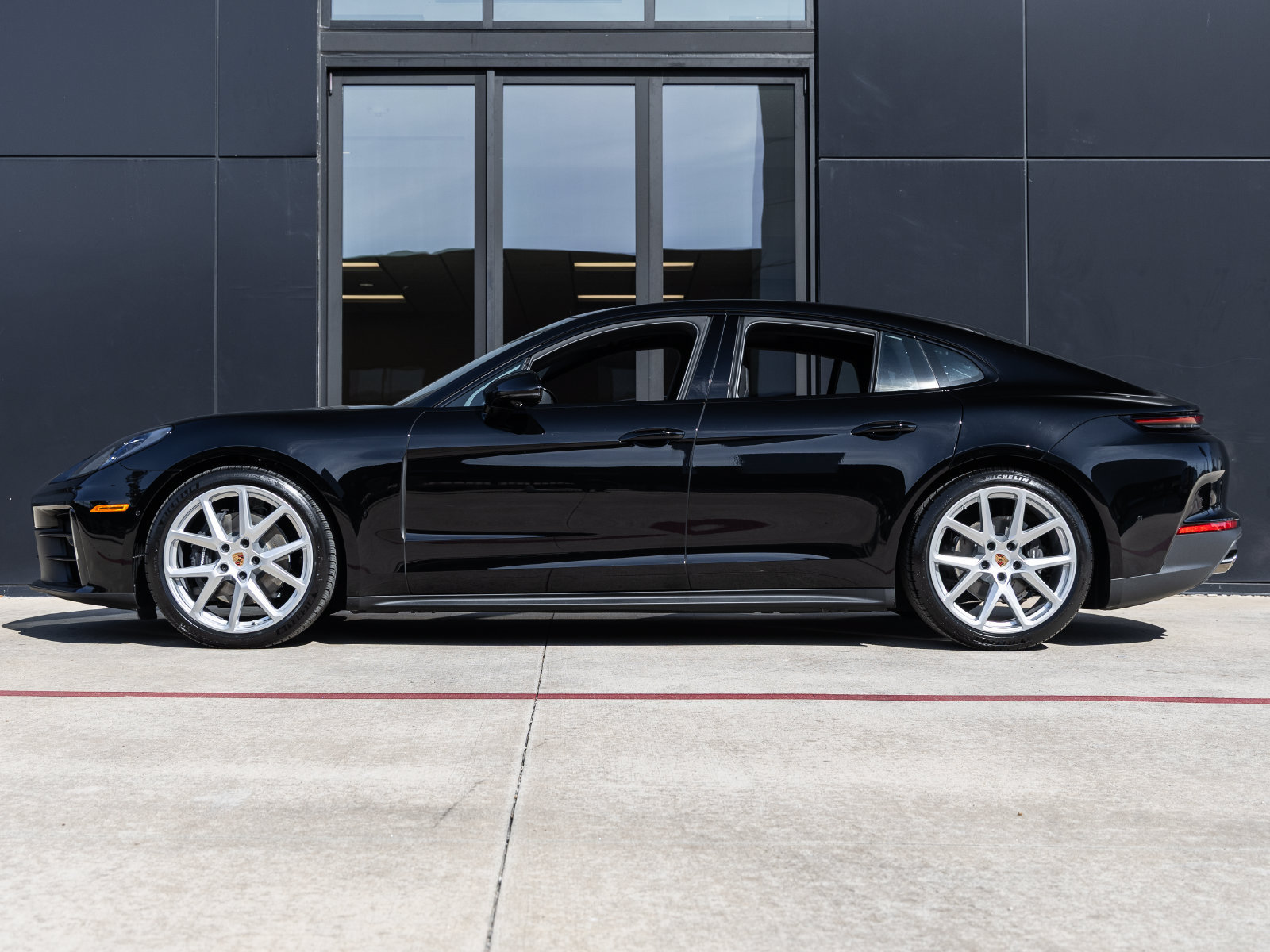 Certified 2026 Porsche Panamera 4 AWD/4WD image 2