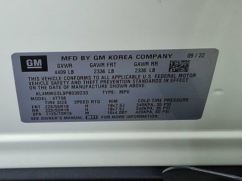 Used 2023 Buick Encore GX Essence w/ Experience Buick Package AWD/4WD image 28
