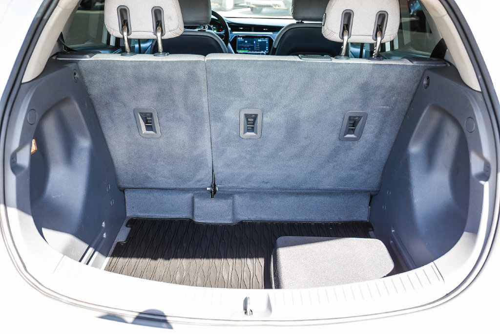 Used 2019 Chevrolet Bolt LT FWD image 49