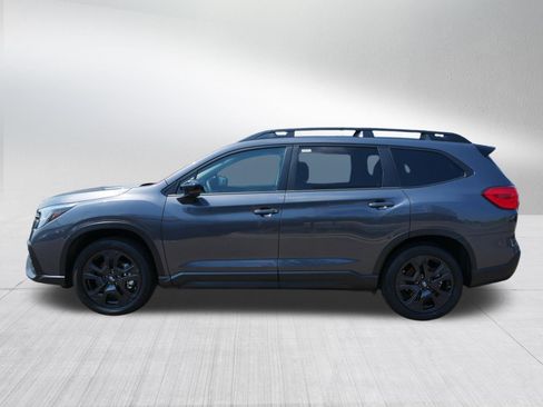 Used 2025 Subaru Ascent Bronze Edition w/ Popular Package #2 AWD/4WD image 4