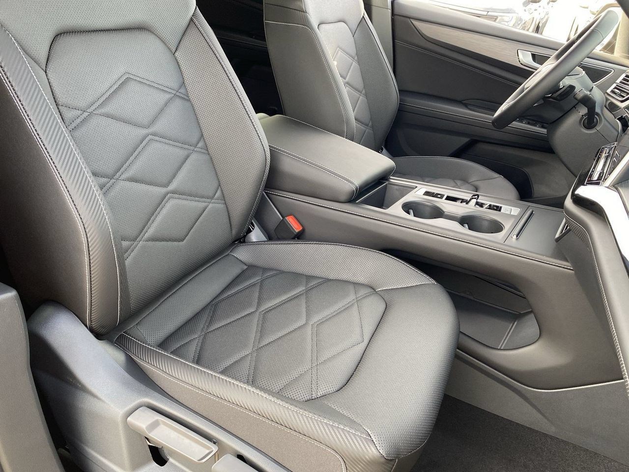New 2026 Volkswagen Atlas Cross Sport SE FWD image 7