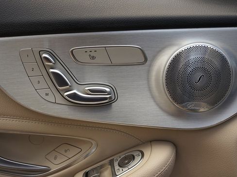 Used 2018 Mercedes-Benz C 300 Coupe image 15