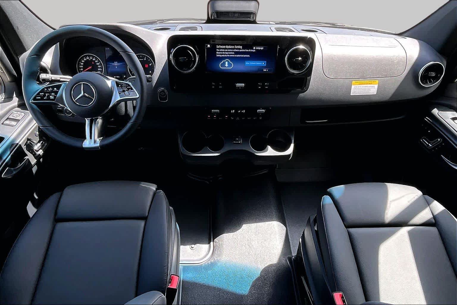 New 2026 Mercedes-Benz Sprinter 2500 image 5