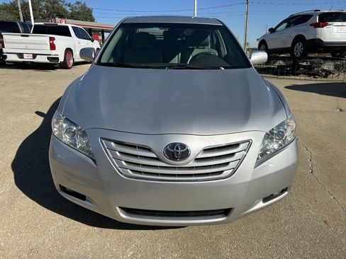Used 2009 Toyota Camry image 1