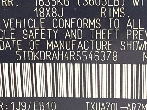 Used 2024 Toyota Highlander XLE image 34