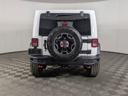 Used 2017 Jeep Wrangler Unlimited Rubicon image 4