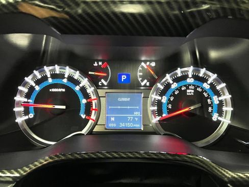 Used 2017 Toyota 4Runner TRD Pro AWD/4WD image 26