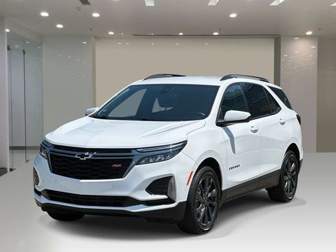 Used 2023 Chevrolet Equinox RS FWD image 1