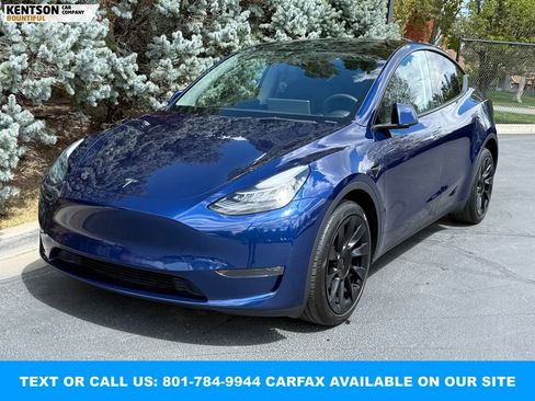Used 2023 Tesla Model Y Long Range AWD/4WD image 3