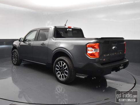 Used 2022 Ford Maverick Lariat w/ Lariat Luxury Package FWD image 5