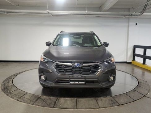 Used 2024 Subaru Crosstrek 2.0i Premium AWD/4WD image 3