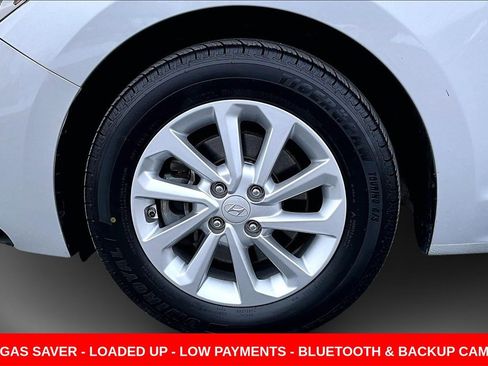 Used 2022 Hyundai Accent SEL image 30