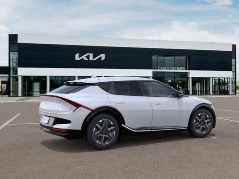 New 2025 Kia EV6 Light image 6