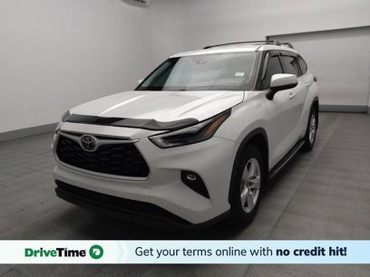 Used 2022 Toyota Highlander LE