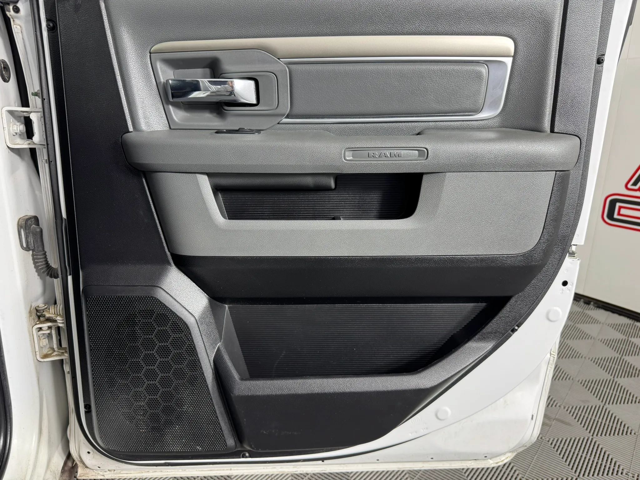 Used 2018 RAM 1500 Big Horn AWD/4WD image 38