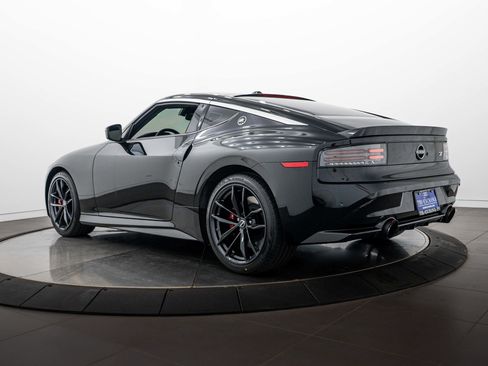 Used 2024 Nissan Z Performance w/ Floor Mat Package RWD image 5