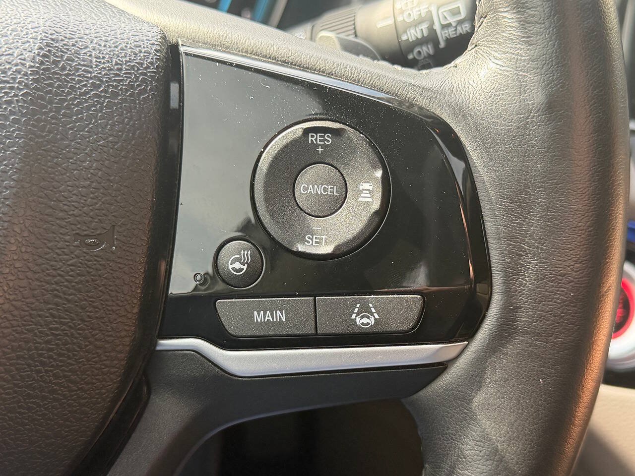 Used 2018 Honda Odyssey Elite image 21