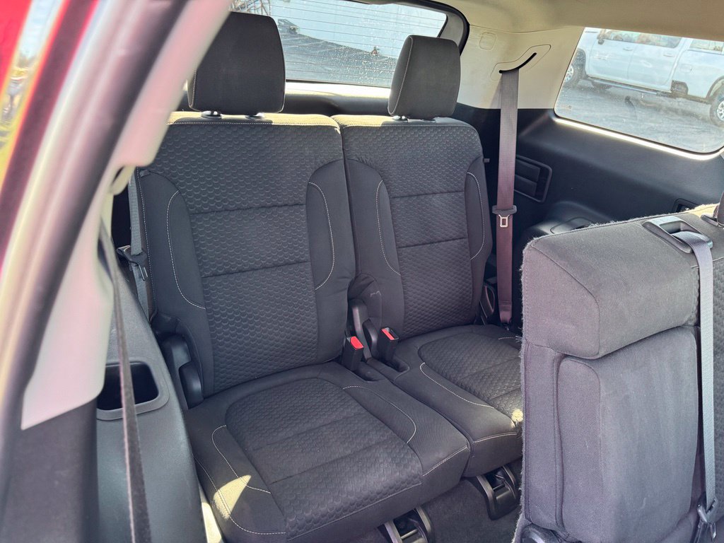 Used 2018 GMC Acadia SLE FWD image 26