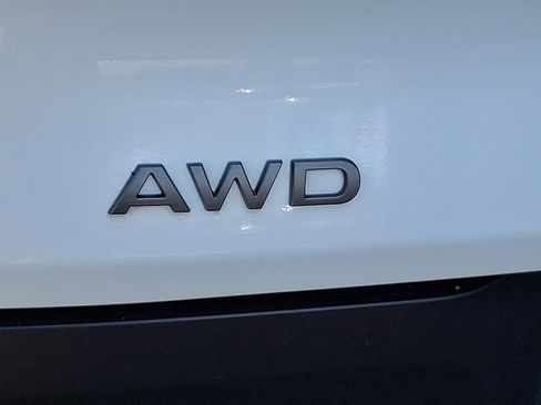 Certified 2025 Nissan Murano SL w/ Cargo Package image 32