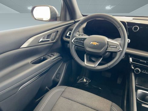 Used 2024 Chevrolet Traverse LT w/ LPO, Floor Liner Package image 24