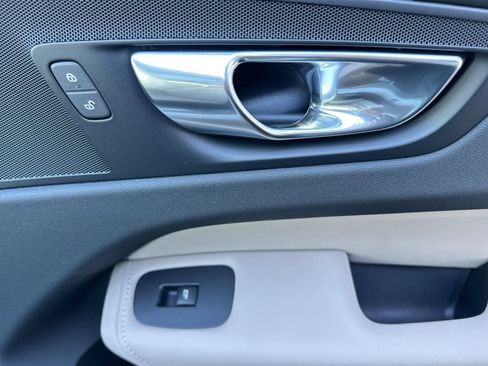 New 2026 Volvo XC60 B5 Core image 18
