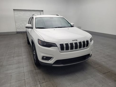Used 2019 Jeep Cherokee Limited image 14