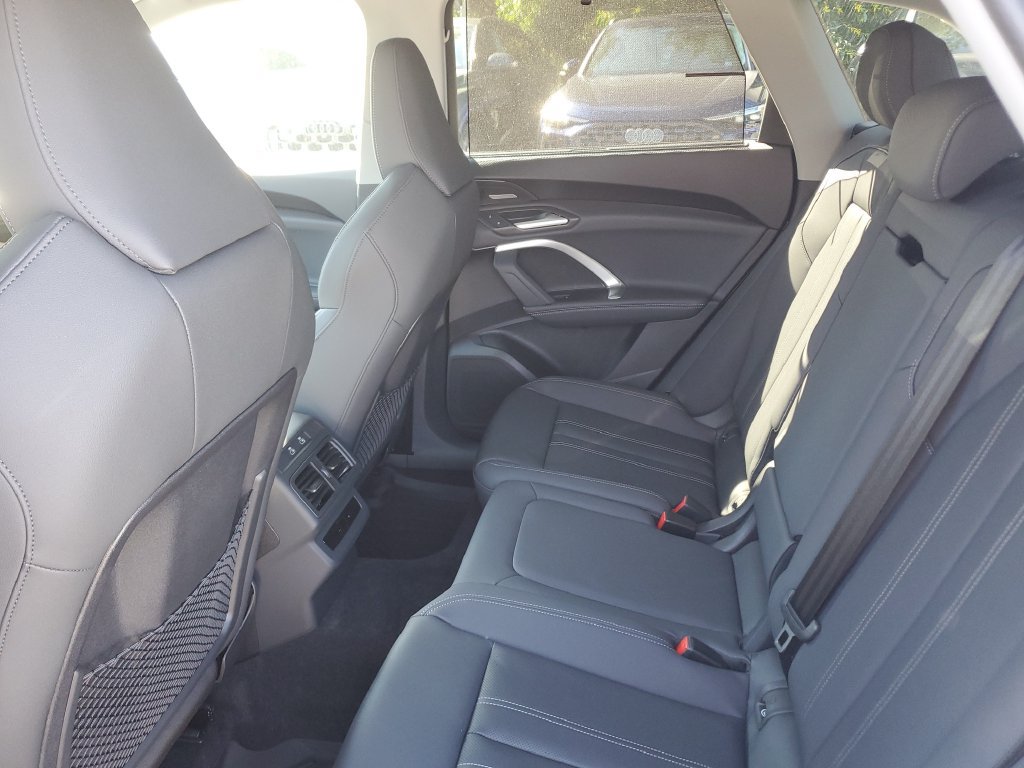 New 2026 Audi Q5 Premium Plus AWD/4WD image 17