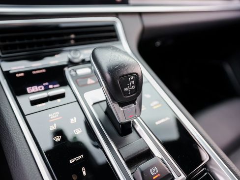 Certified 2023 Porsche Panamera Platinum Edition RWD image 20