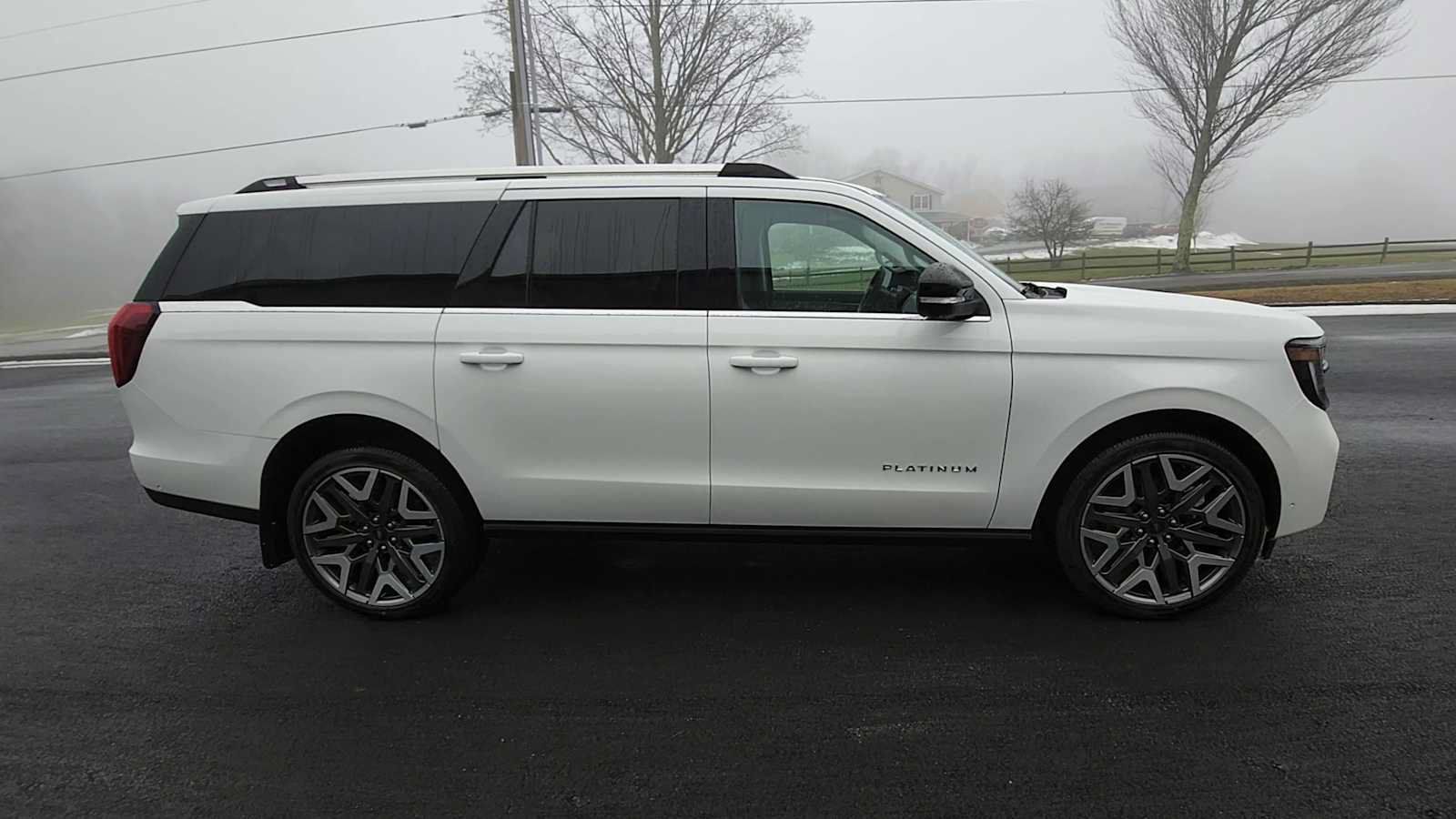 New 2025 Ford Expedition Max Platinum w/ Platinum Ultimate Package AWD/4WD image 9
