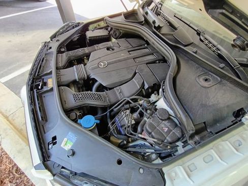 Used 2015 Mercedes-Benz GL 450 4MATIC image 85