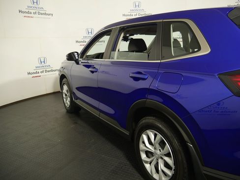 Used 2024 Honda CR-V LX image 9