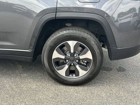 Certified 2024 Jeep Grand Cherokee Limited 4xe w/ Trailer Tow Package AWD/4WD image 21