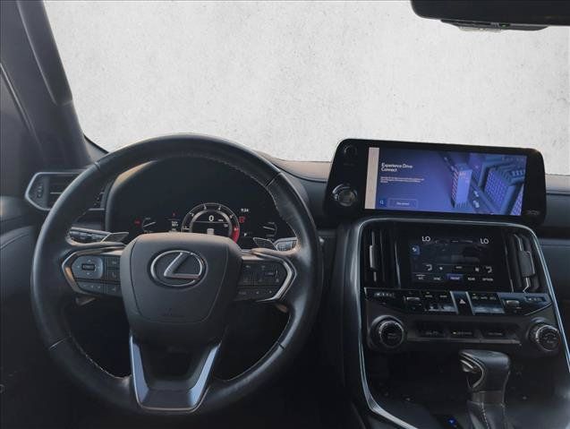 Used 2022 Lexus LX 600 4WD w/ Appearance Package image 19
