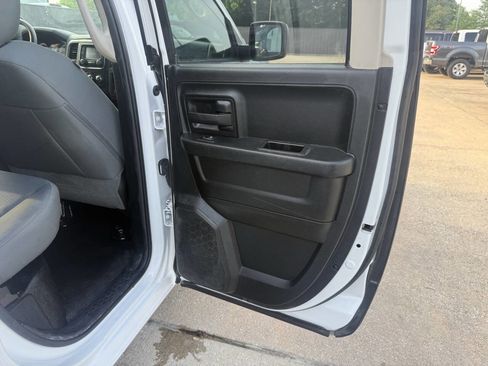 Used 2017 RAM 1500 Tradesman w/ Popular Equipment Group RWD image 16