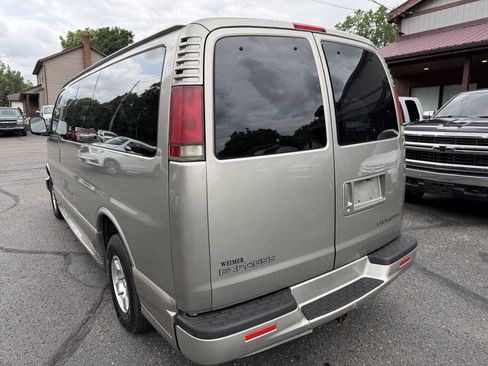 Used 2001 Chevrolet Express 1500 LT RWD image 7