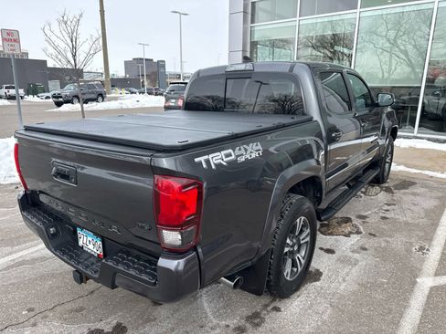 Certified 2019 Toyota Tacoma TRD Sport image 2