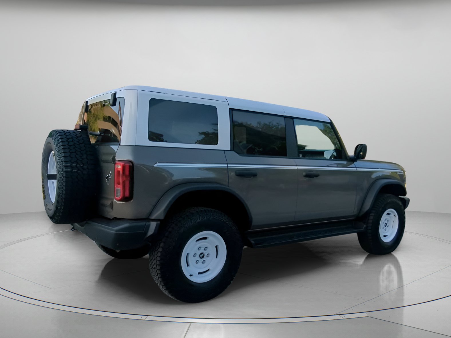 New 2026 Ford Bronco Heritage Edition AWD/4WD image 32