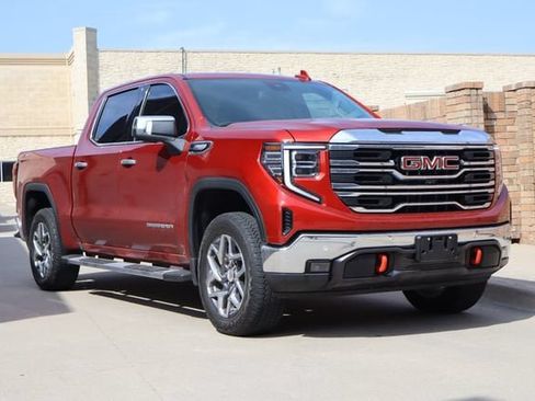Used 2024 GMC Sierra 1500 SLT AWD/4WD image 2
