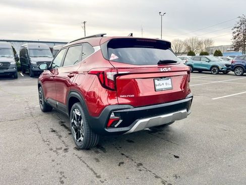 New 2026 Kia Seltos SX w/ SX Sunroof Package image 10