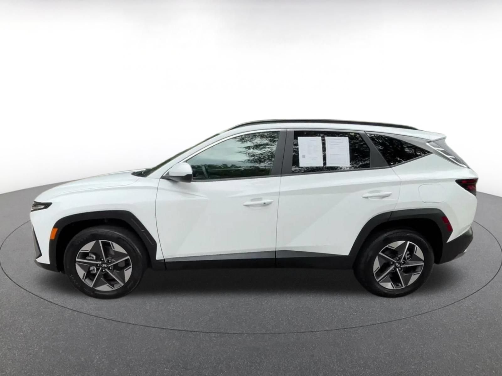 Used 2026 Hyundai Tucson SEL AWD/4WD image 8