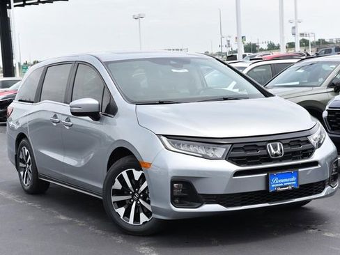 New 2026 Honda Odyssey EX-L image 2
