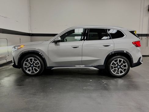 Used 2025 BMW X1 xDrive28i w/ Convenience Package AWD/4WD image 9