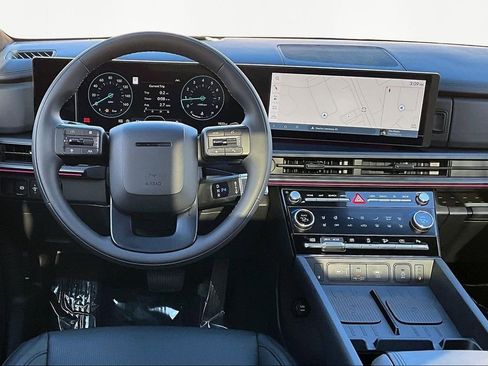 Used 2025 Hyundai Santa Fe Calligraphy image 5