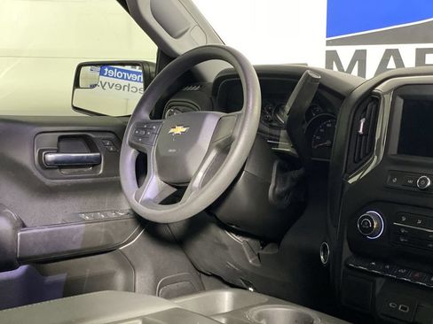 Used 2024 Chevrolet Silverado 1500 Custom AWD/4WD image 10