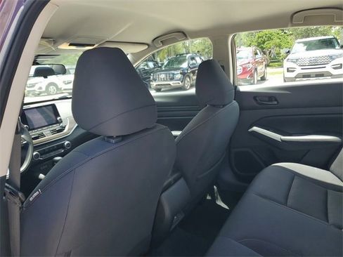 Used 2024 Nissan Altima 2.5 SV image 11