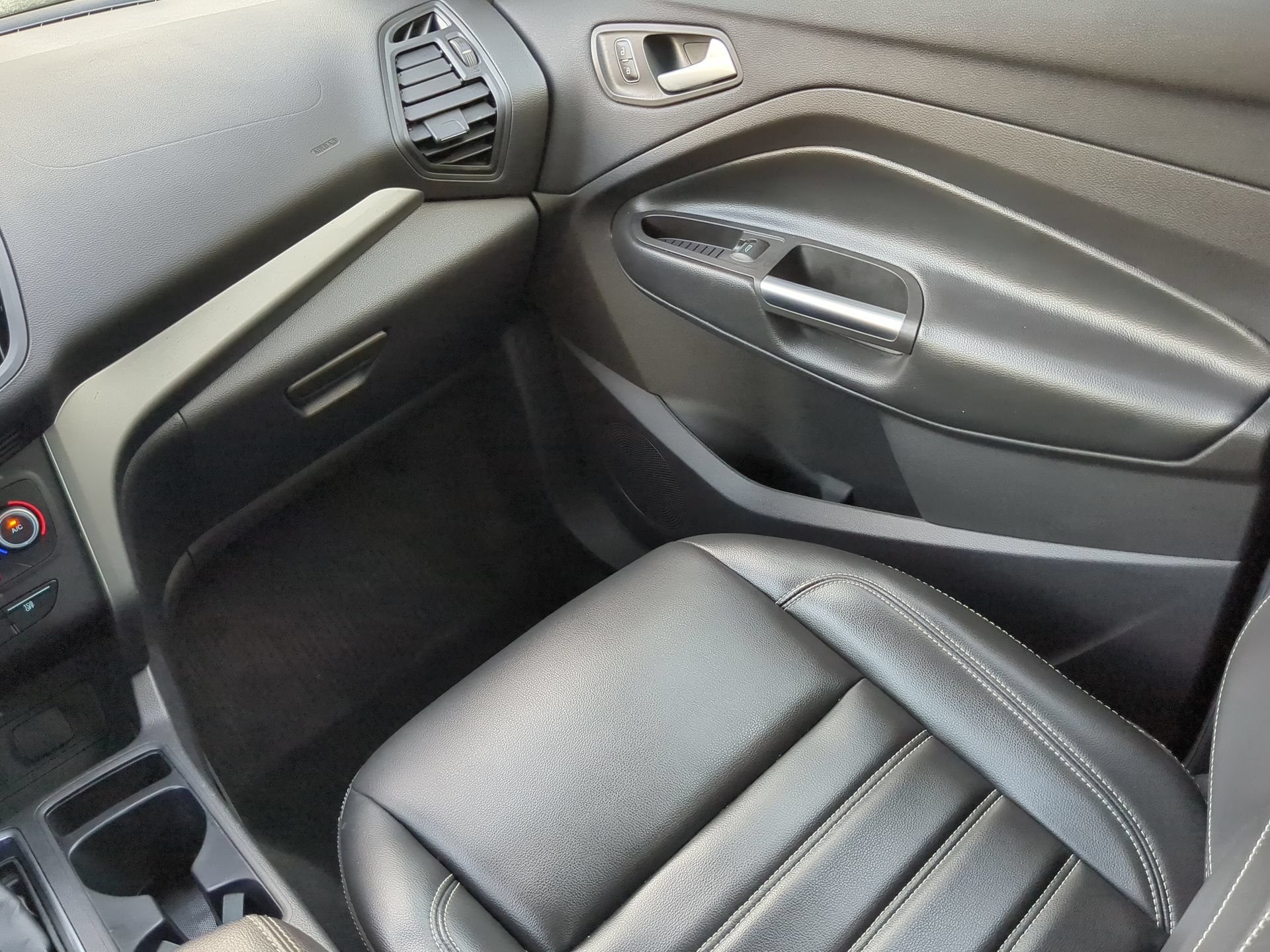 Used 2019 Ford Escape SEL FWD image 53